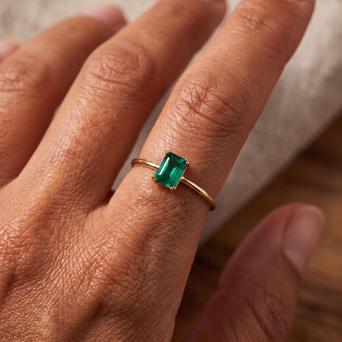 Adjustable BirthStone Ring "Elia"